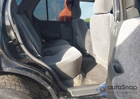 2000 Isuzu Rodeo Ls/Lse/S from USA, damaged, VIN 4S2DM58W4Y4305506